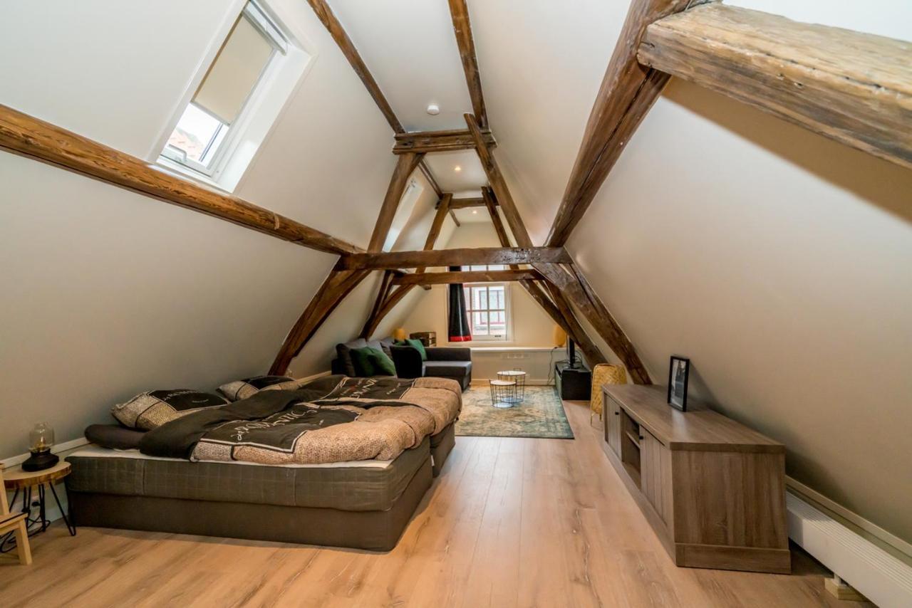 Апартаменты Pakhuis De Venkel - Zolder Studio Зирикзе Экстерьер фото