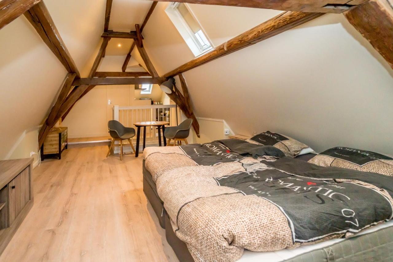Апартаменты Pakhuis De Venkel - Zolder Studio Зирикзе Экстерьер фото