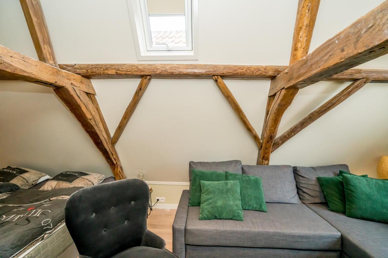Апартаменты Pakhuis De Venkel - Zolder Studio Зирикзе Экстерьер фото